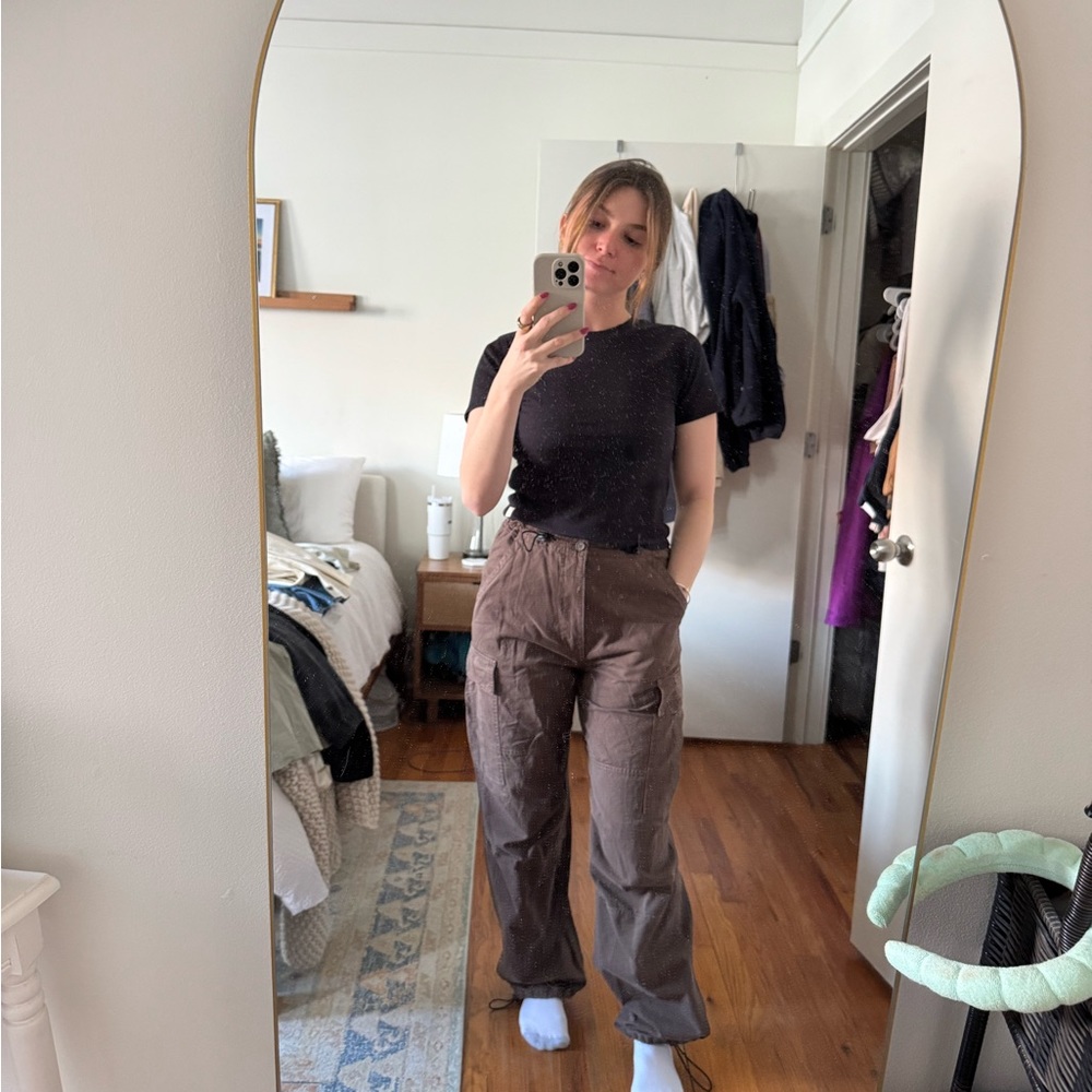 Brandy Melville Brown Cargo Pants